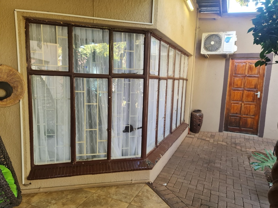 4 Bedroom Property for Sale in Protea Park North West